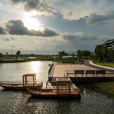 Villa The Bee - Du An Id Junction Long Thanh エクステリア 写真