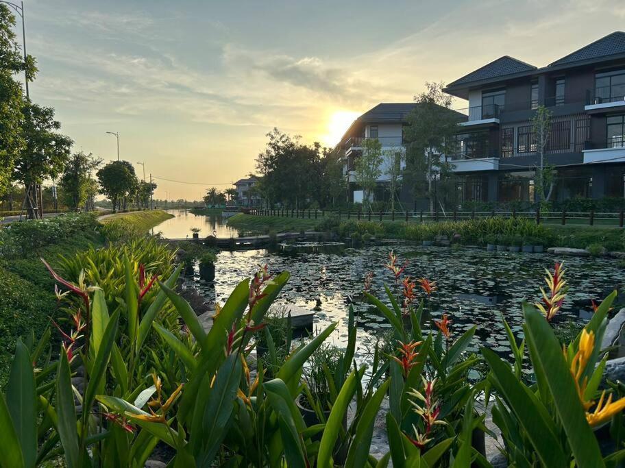 Villa The Bee - Du An Id Junction Long Thanh エクステリア 写真